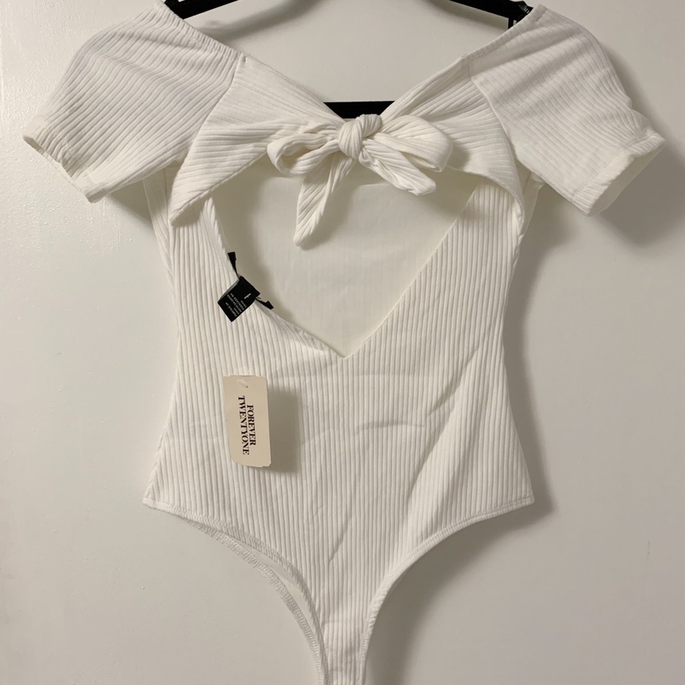 Forever 21 Ribbed Tie-Back Bodysuit - Picture 5 of 5